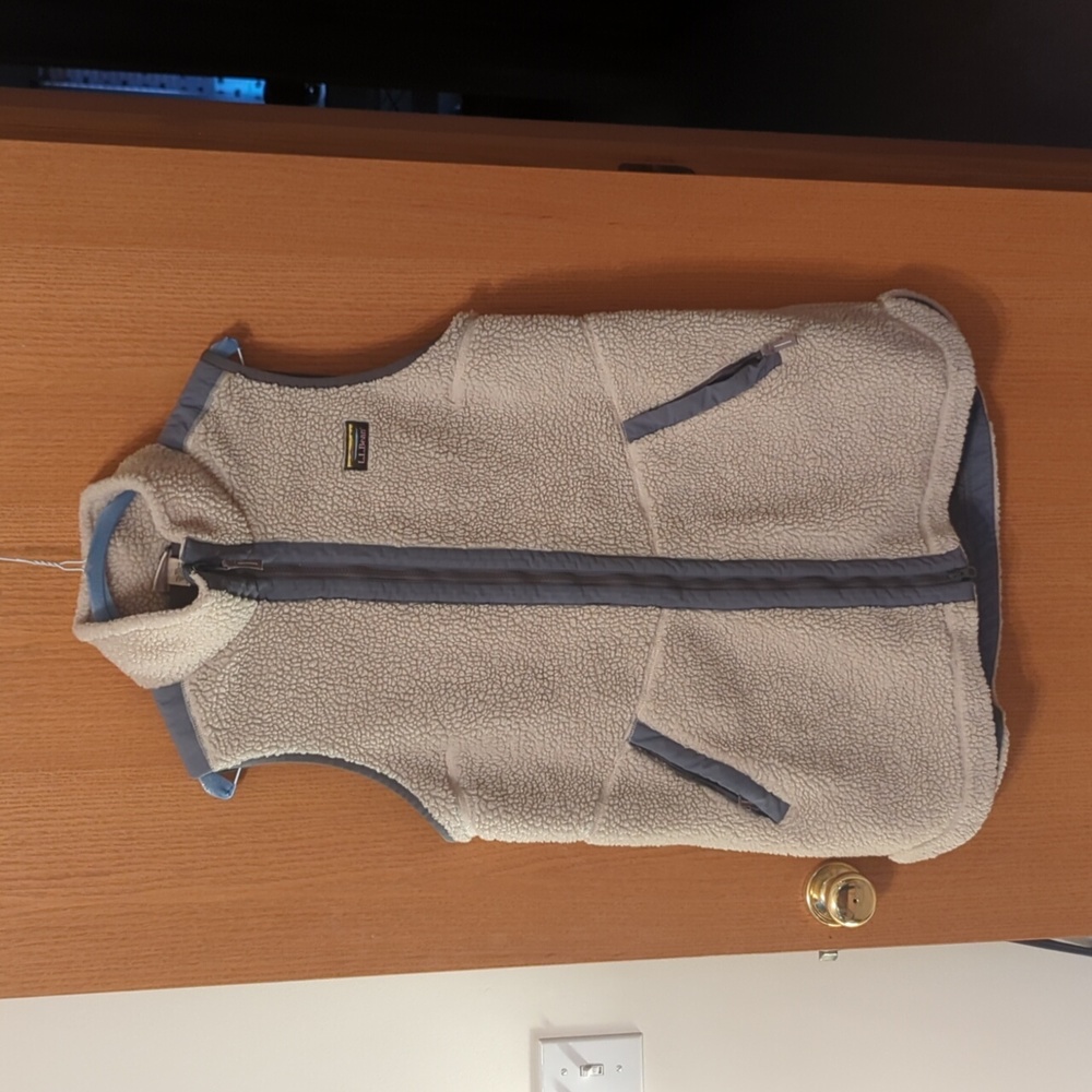 L.l Bean long fleece zip up vest
